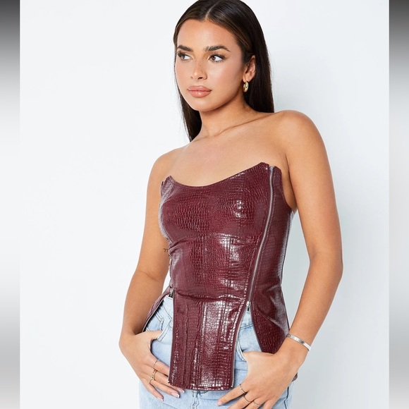 SOLADO Zipper Decor Asymmetrical Hem PU Leather Corset Top - Picture 2 of 3